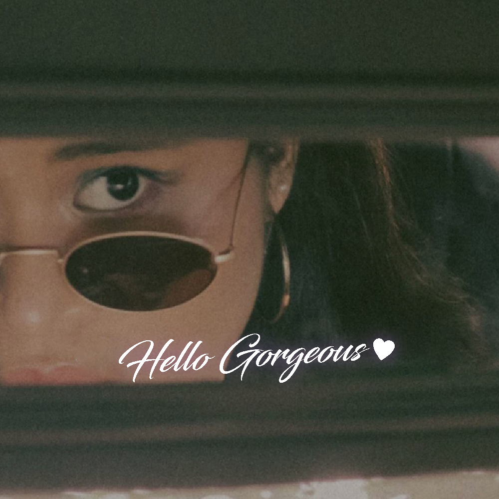 Hello Gorgeous (v1) Mirror Decal